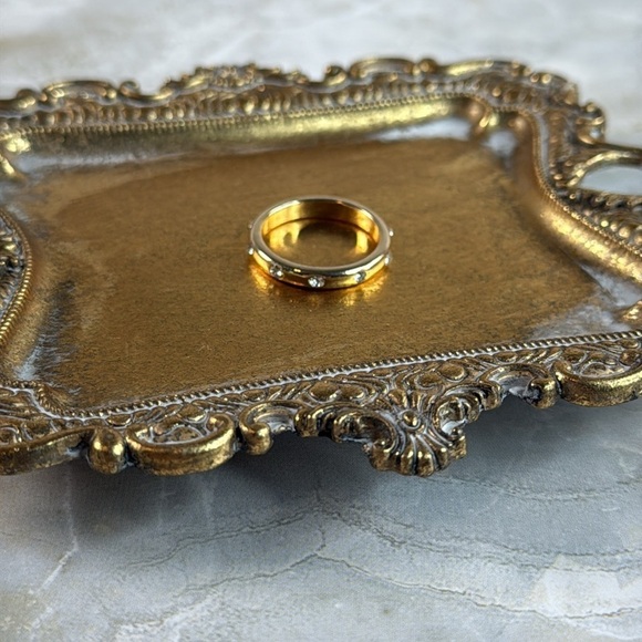 Elegant Gold Band with Brilliant Accents - Picture 2 of 7